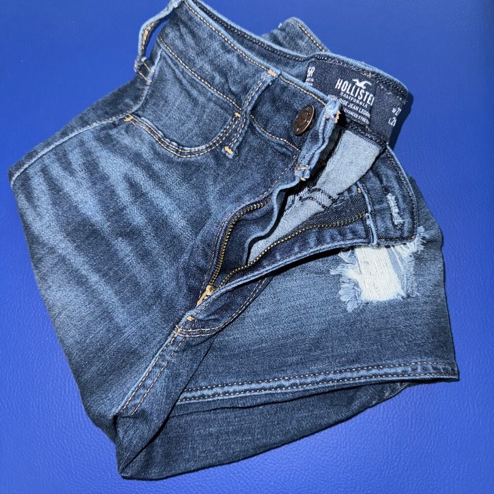 Hollister High-Rise Jean Leggings – Waist 27, Length 28 (Gently Worn)